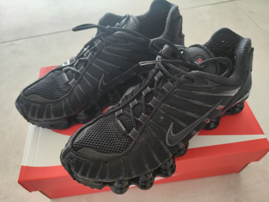 Damskie buty Nike Shox r.39