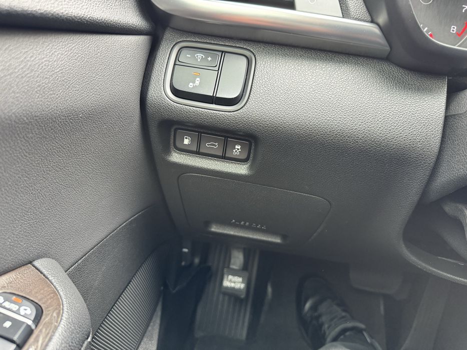 Kia optima 2017 (2.4 gti at 185к.с.)