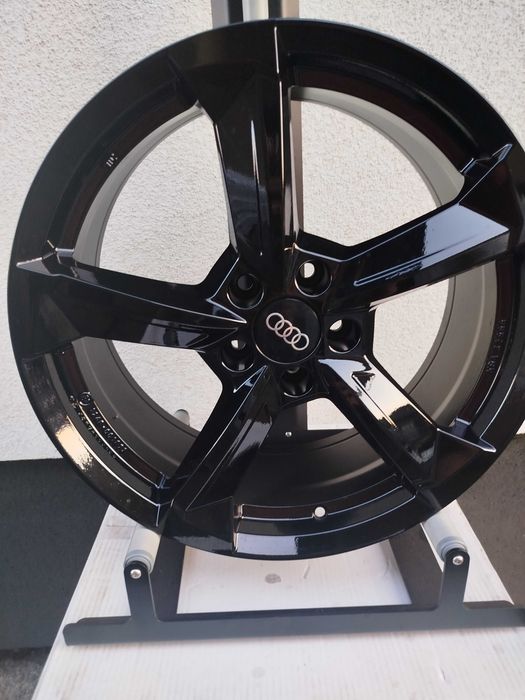 A803# Alufelgi 19" 8J 5x112 ET 45 Audi A3  A4 , A6 TT, Q2, Q3