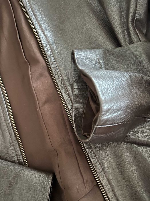 Casaco de couro castanho