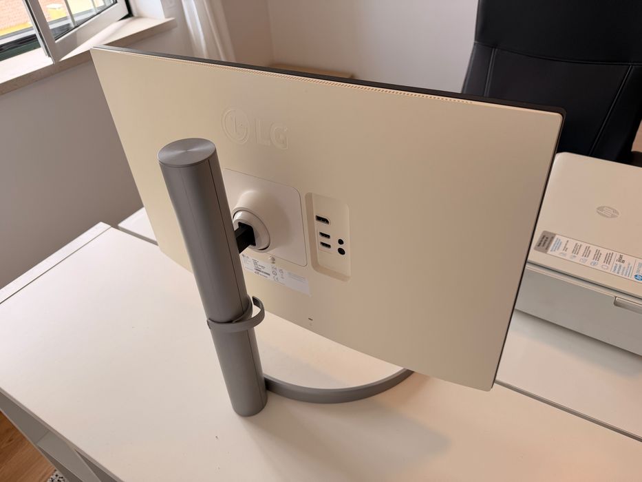 LG 27 polegadas monitor 150