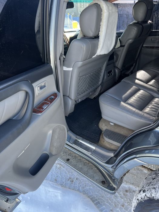 Продам Toyota Land Cruiser