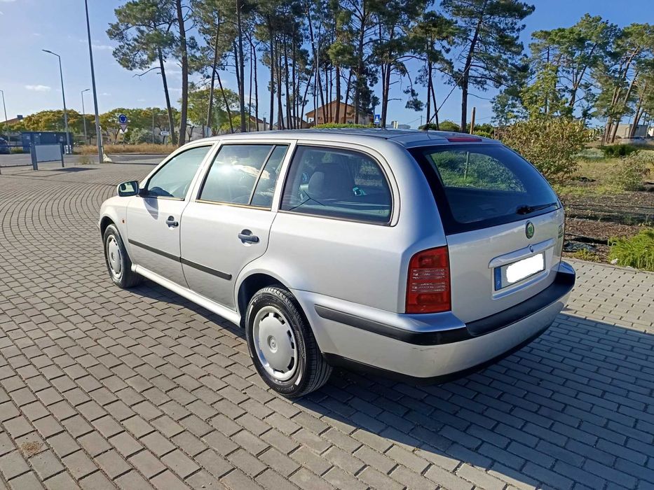 Skoda Octavia Break - Ano 2000 - 1.9 TD