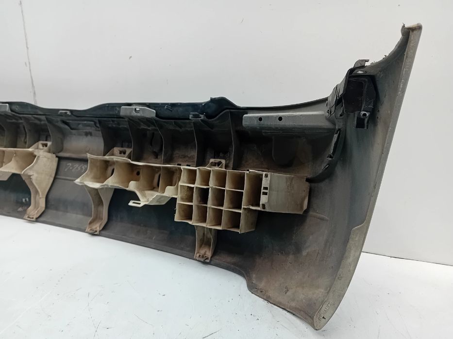 Pára-choques trás RENAULT Clio II (BB0/1/2_, CB0/1/2_)