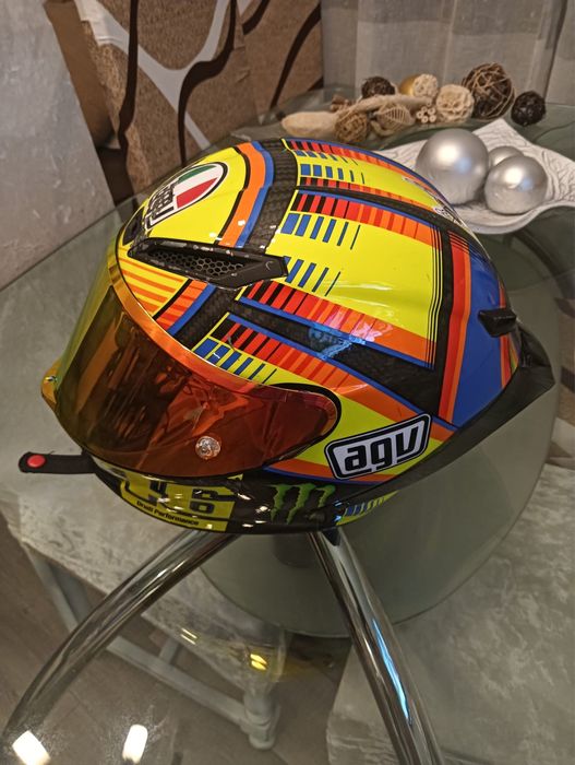 Agv pista gp valentino rossi edicçao monster