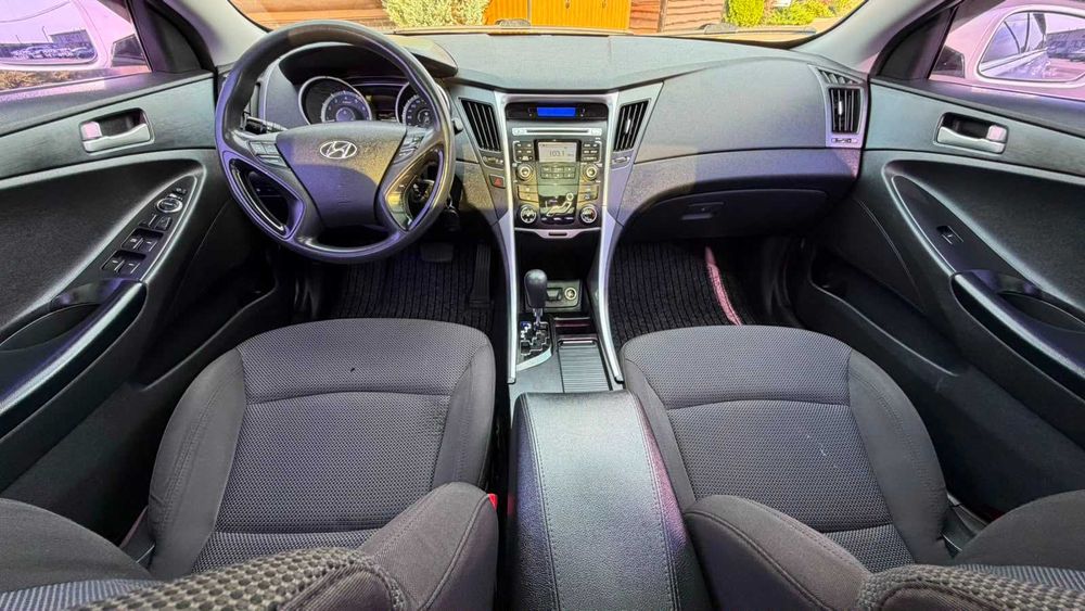Hyundai Sonata 2011