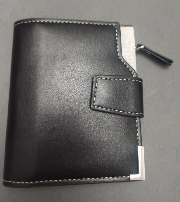 Portfel męski...