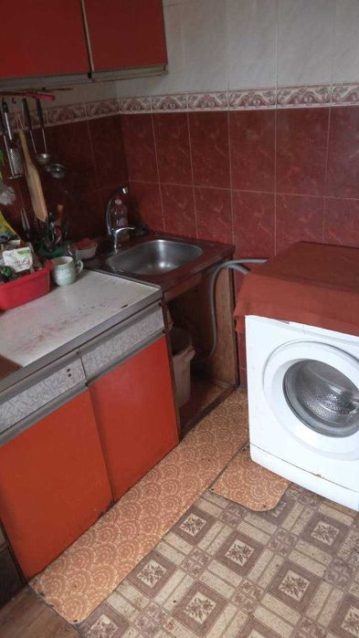 Продам! Вигідна 1-к на Комарова | Газ | Балкон | Поруч парк