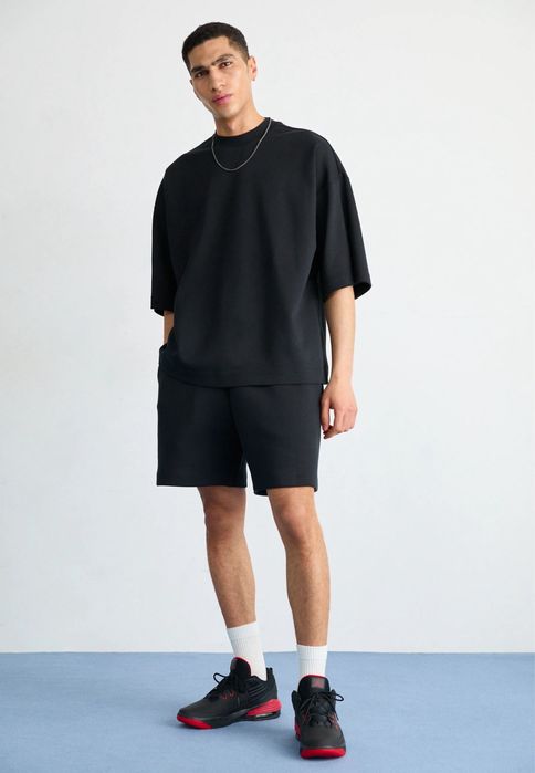 Футболка Nike Sportswear TECH FLEECE T-SHIRT - T-shirt basic: 2 995 грн ...