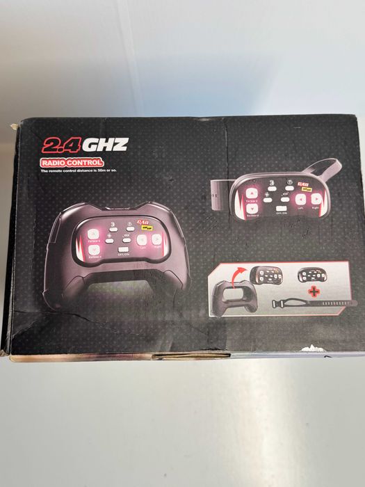 Auto rc amfibia zdalniesterowany 4x4 sivqike bg028 gesty led 2 baterie