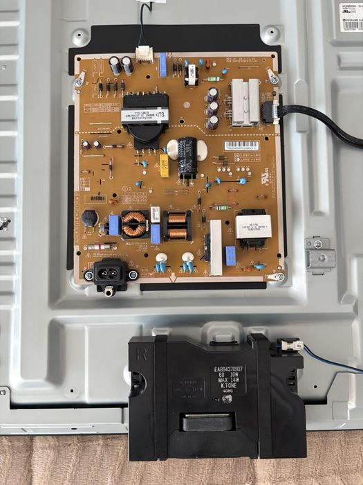 Televisor marca LG, modelo 55UM7000PLC para pecas