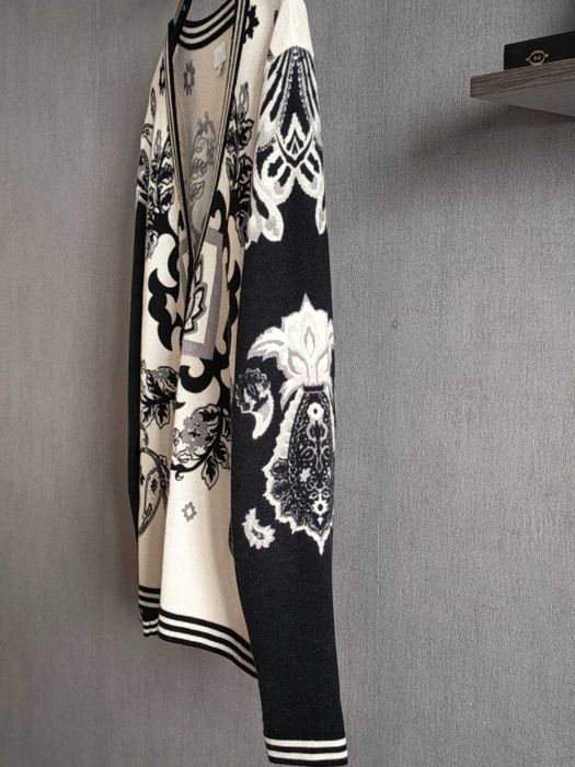 Дизайнерський вовняний кардиган ALBA MODA