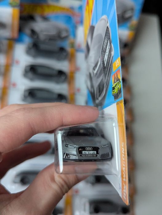 Хот вілс Ауді рс6 dollar 17 avant сіра  hot wheels audi rs6 nardo gray