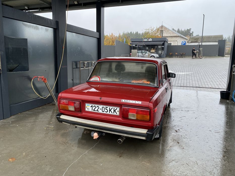 Продам авто ваз 2105