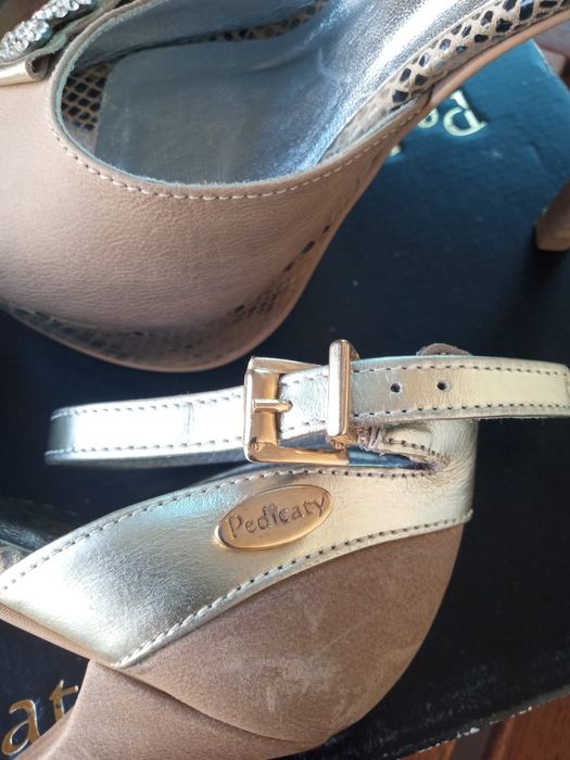 Salto alto da Pedicaty