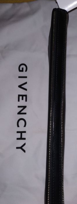 Продам новий клач GIVENCHY