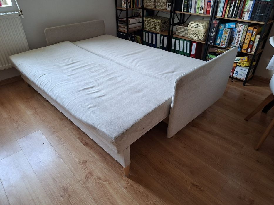 Sofa rozkladana używana