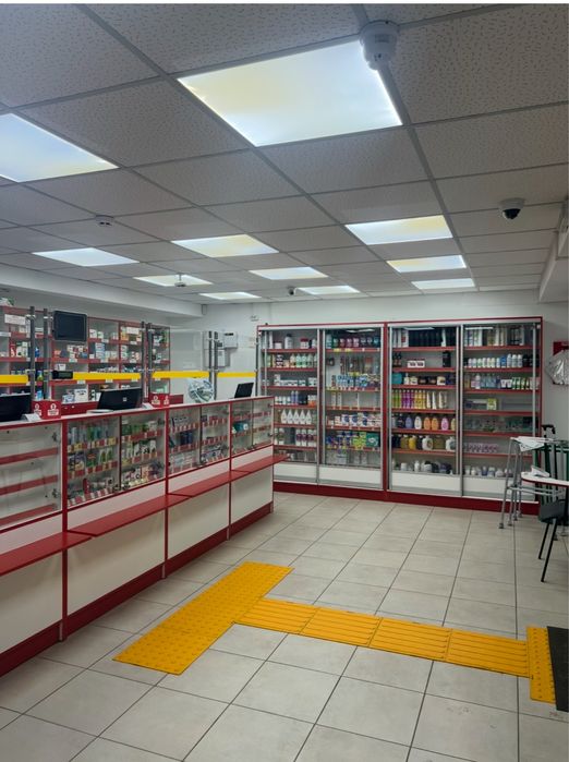 Оренда приміщення на 44 кварталі ,біля зупинки