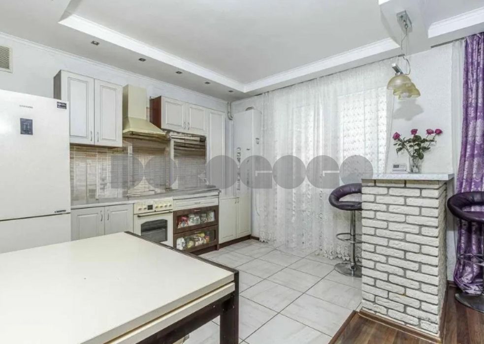 Продаж 2 к квартири з авторським ремонтом !! ЖК Перший парковий