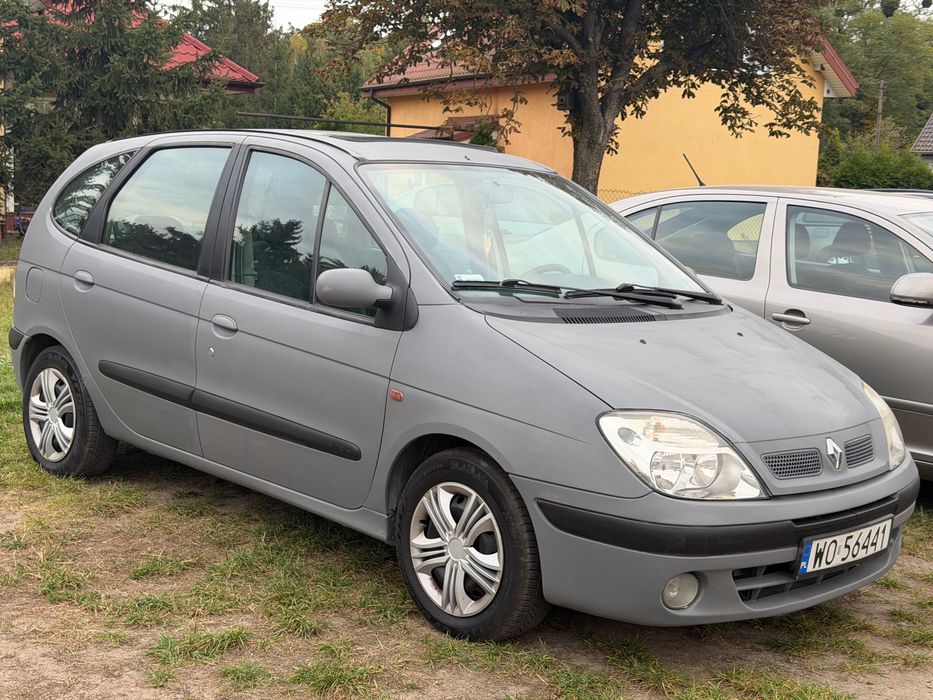 Renault Scenic.• 1.6 benzyna • hak • klima • szyberdach