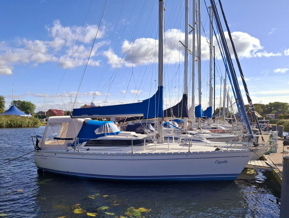 Sprzedam jacht morski wraz ze stojakiem