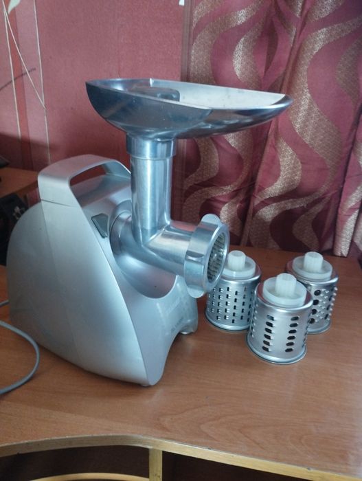 Электромясорубка