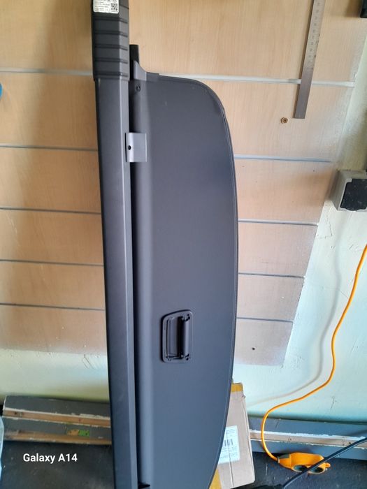 Шторка Тигуан ІІ  Allspace USAесть Новые иБ/У