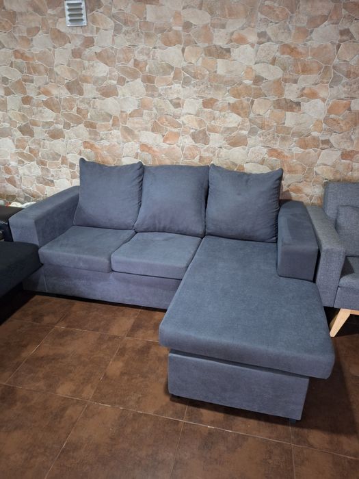 Sofa cinzento  rato