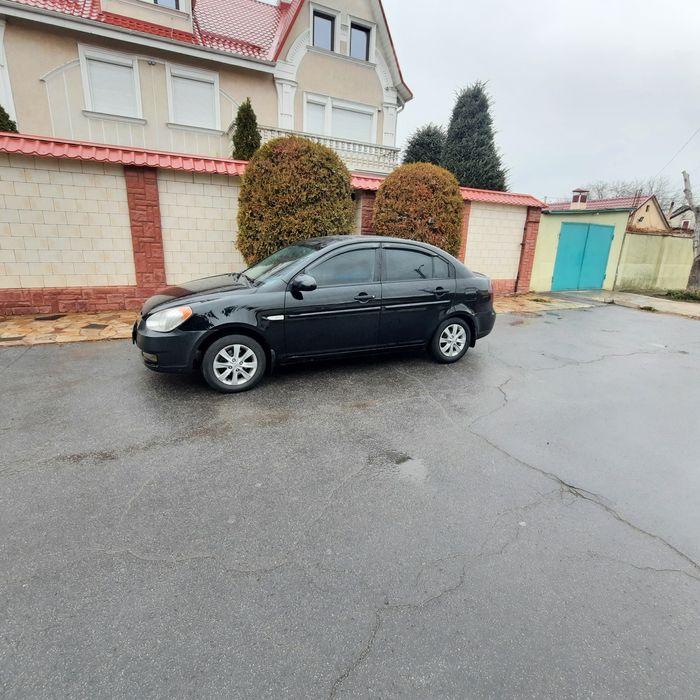 Продам Акцент 2008