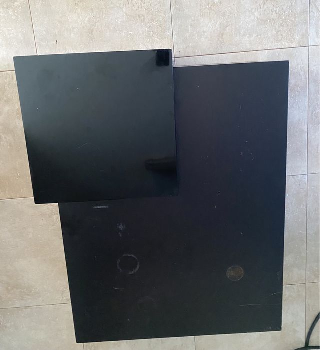 Mesa de centro quadrada