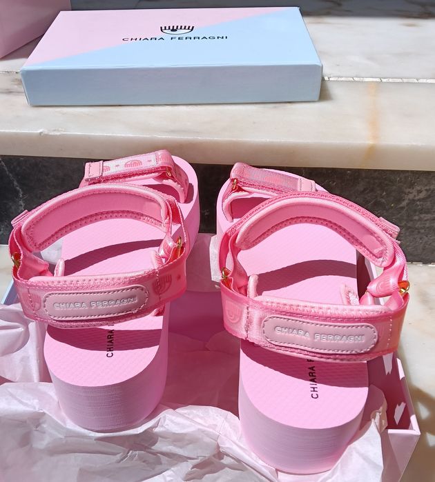 Sandálias Chiara Ferragni Original com Dust Bag, Novas, PVP + 100€