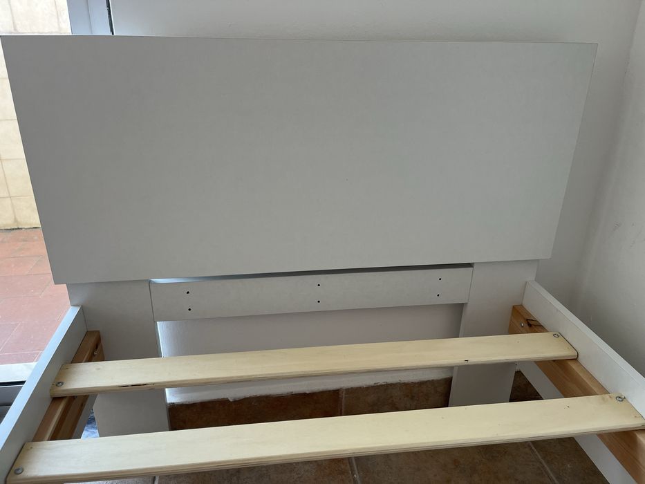 Cama Individual Branca