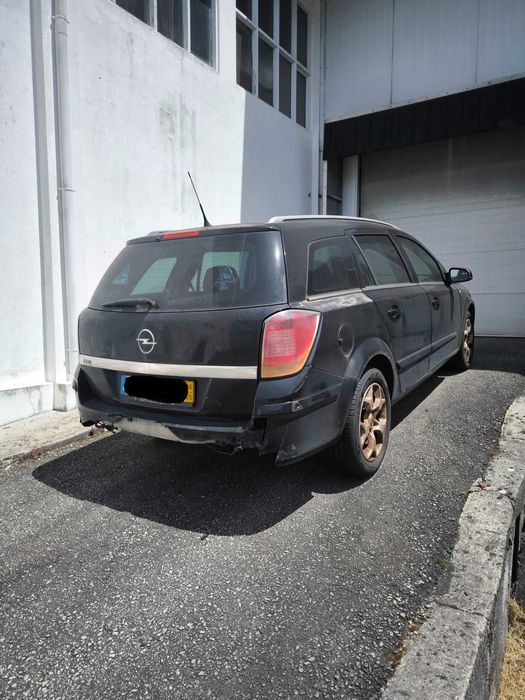 Opel Astra H Caravan 1.3 CDTi  - 05/2006 - AVARIADA - para peças ou reparar