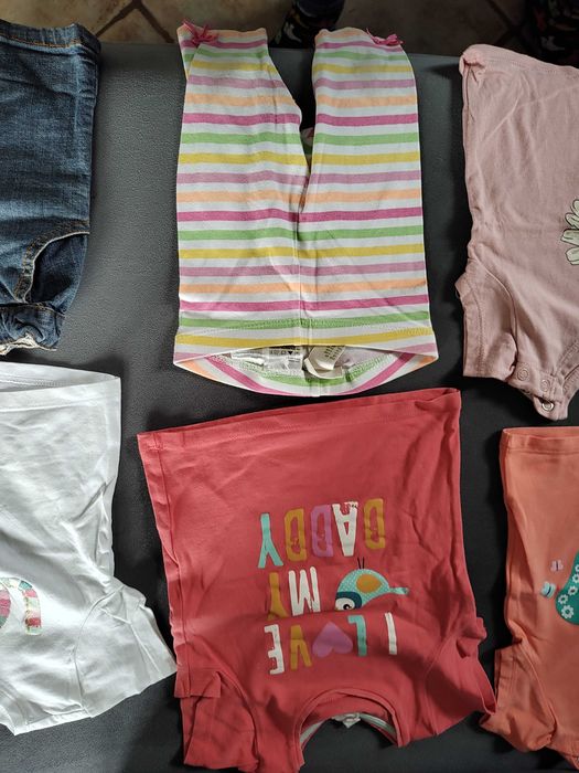 Komplet ubrań dla dziewczynki