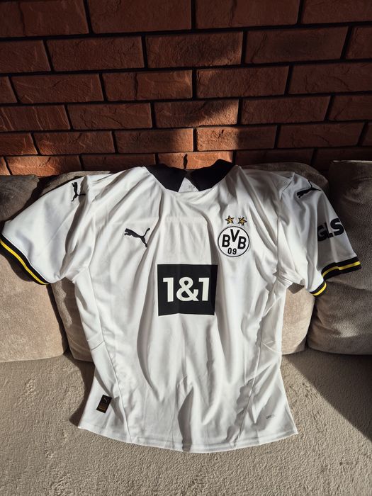 Sprzedam oryginalne koszulki Borussi Dortmund.