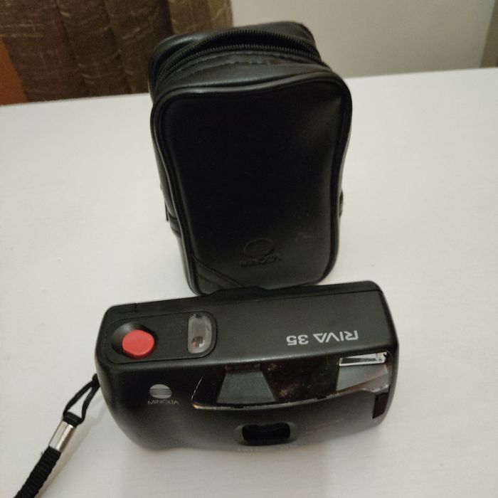 Máquina fotográfica antiga Minolta Riva 35