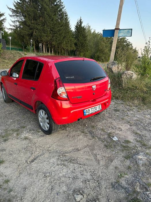 Дача Сандеро 2009р 1.4