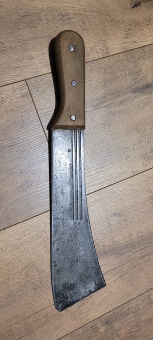 Stara maczeta ogrodowa