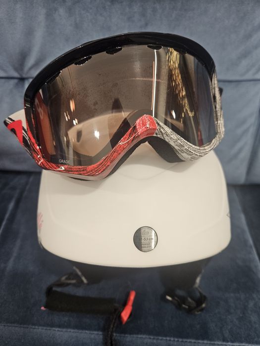 Kask narciarski 51-53cm dziecięcy jak nowy + gogle