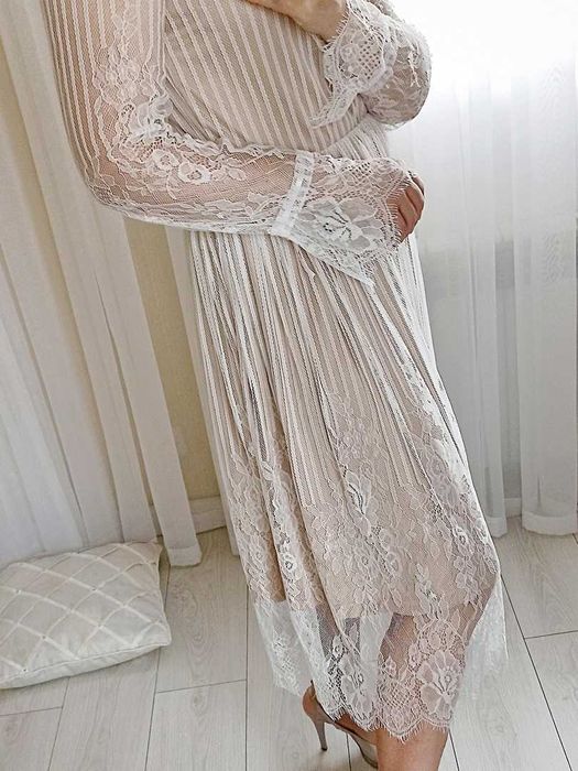 Сукня мереживна гіпюрова