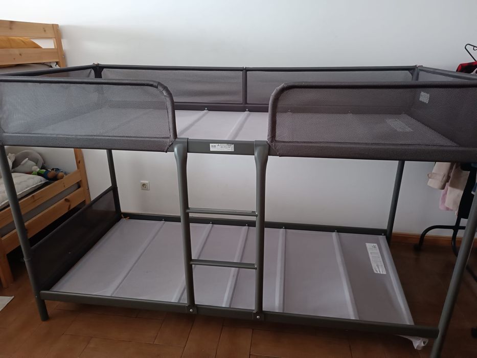 Beliche IKEA Tuffing 90x200