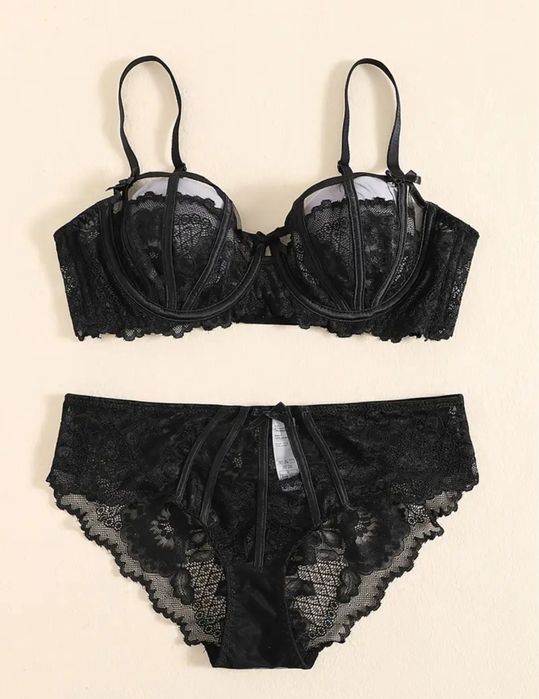 Бюстгалтер мереживний 85В