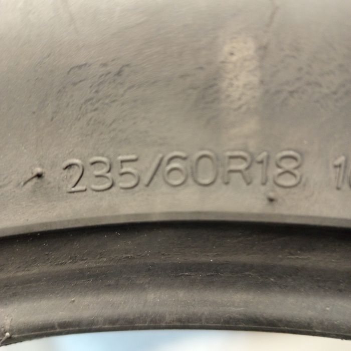 235/60R18 Hankook Ventus Evo 3