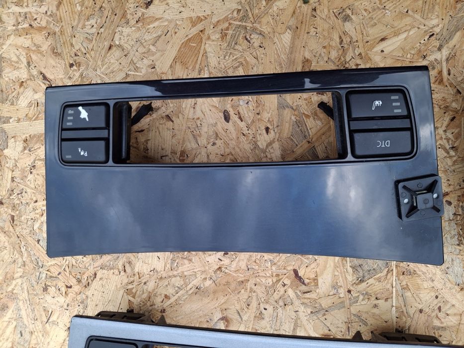 Dekor Panel BMW E60 E61 Pod Nawi LIFT Przyciski