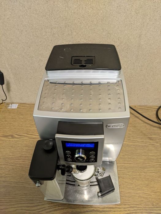 Кавомашина Delonghi ECAM 23.450 S