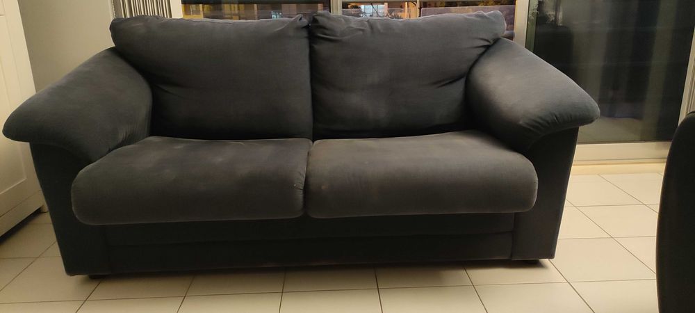Sofá de dois lugares Portimão • OLX Portugal