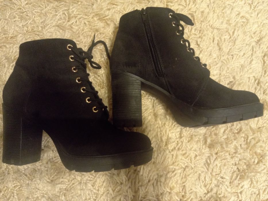 Buty Deichmann rozmiar 38 na stopę 24-24,5 cm