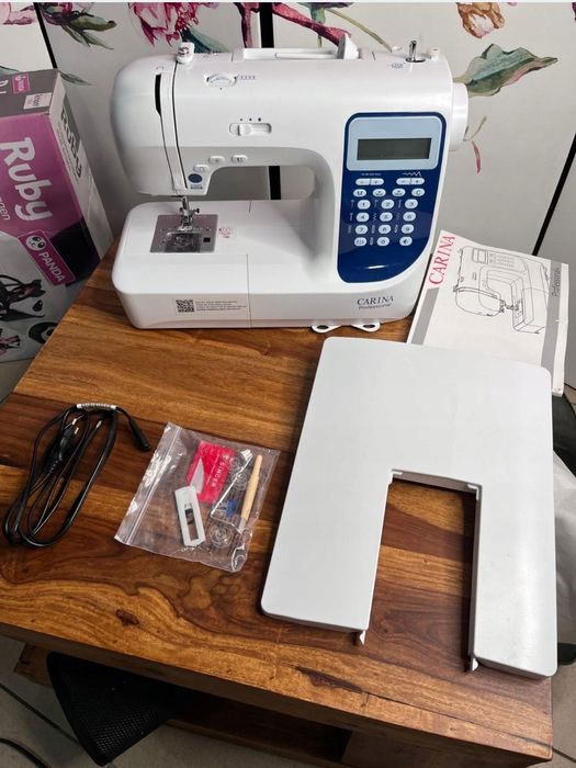 Maszyna do szycia CARINA professional