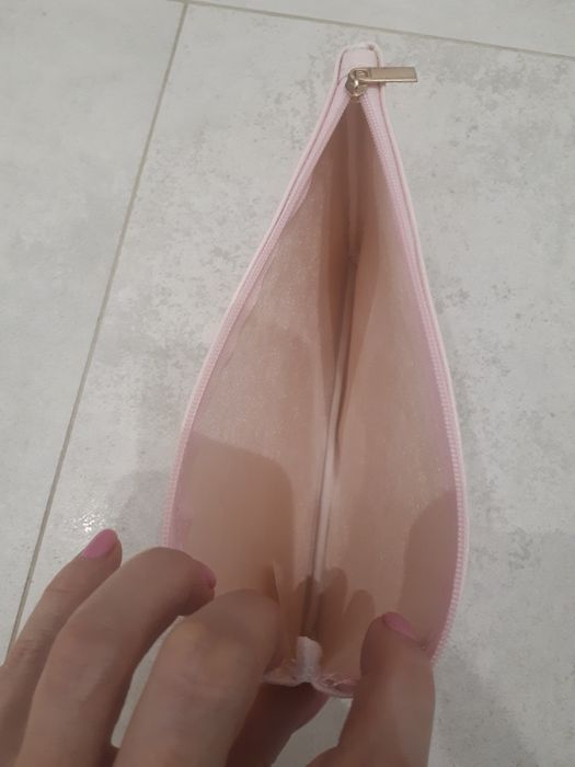 Kosmetyczka pudrowy róż