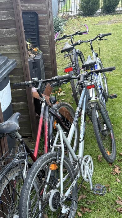 Sprzedam 4 rowery cena za calosc
